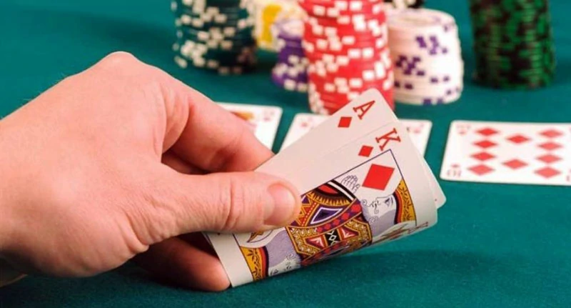 深度解析悟空黑桃A：从官网下载到邀请码使用的全攻略(图1)