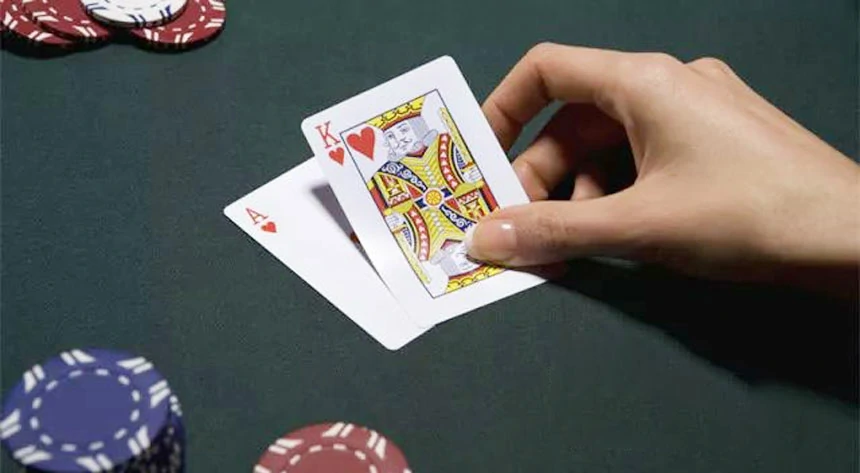 德州扑克：一场智力与心理的博弈盛宴(图1)